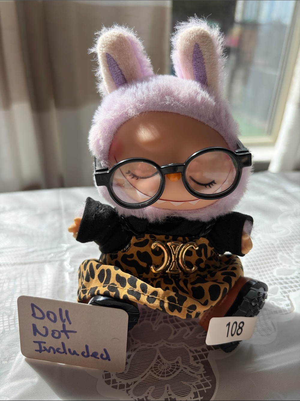 108, 4 Pieces CC Logo Outfit for Labubu doll
(doll Not Included)